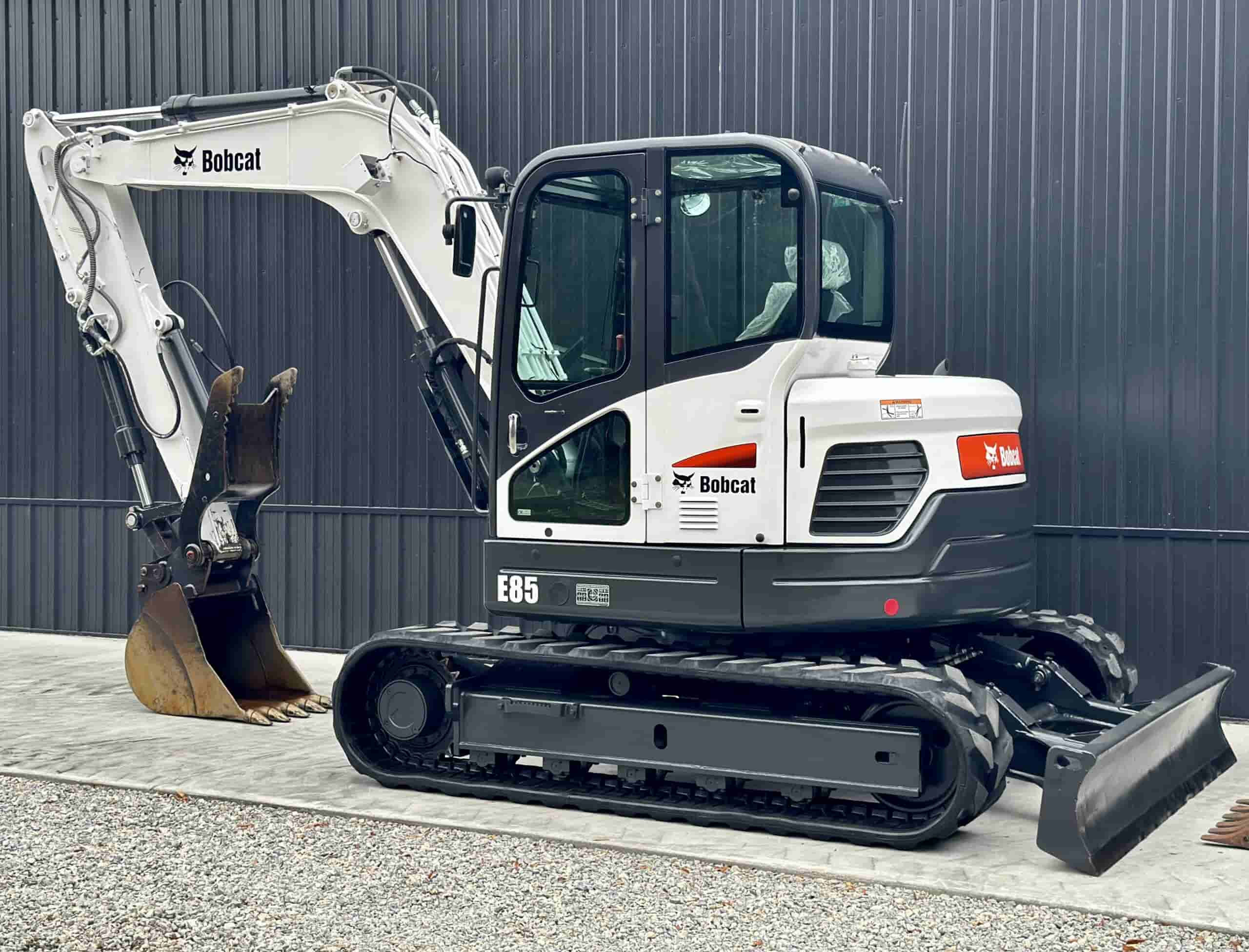 2017 BOBCAT E85
